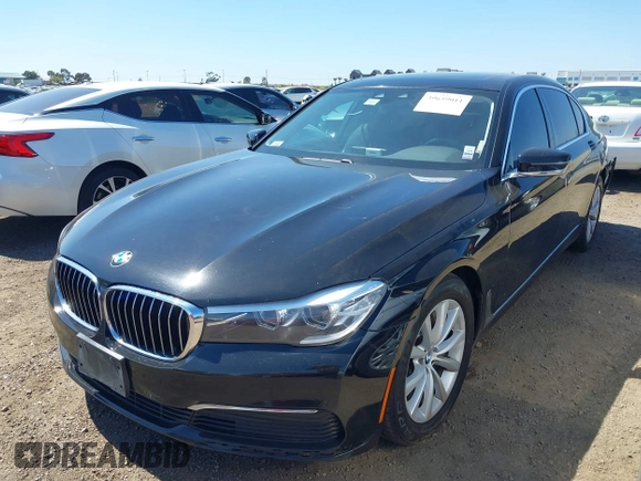 2019 BMW 7 Series 740i с VIN WBA7E2C50KB216826, выставлен на аукционе IAAI как лот 39659011 с пробегом Не указан миль и . История ставок и продаж доступна на DreamBid. Изображение 17.