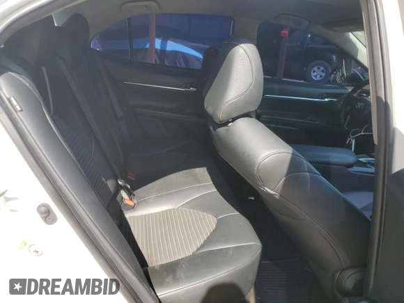2019 Toyota Camry LE with VIN 4T1B11HK4KU718014, listed as a Copart auction lot 50879965 with 87,707 mi miles and Clean Title. Bid and sale history available at carsss.com. Image 10.