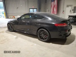 2019 Mercedes-Benz C 63 S AMG z VIN WDDWJ8HB7KF868420, wystawiony jako Copart lot #68820483 z przebiegiem 29 520 mil mil oraz . Historia ofert i sprzedaży dostępna na DreamBid. Obrazek 2.