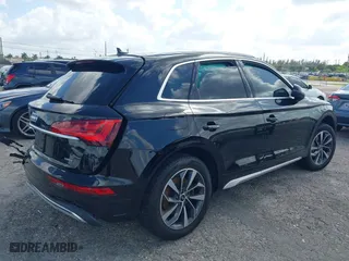 2021 Audi Q5 Premium with VIN WA1AAAFY0M2004865, listed as a IAAI auction lot 41935666 with 1 mi miles. Bid and sale history available at carsss.com. Image 4.