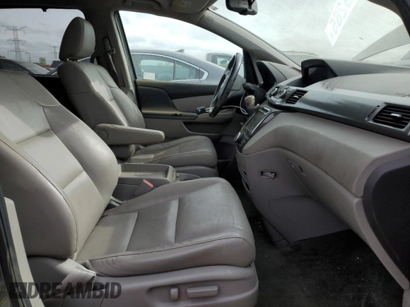 2014 Honda Odyssey Touring с VIN 5FNRL5H98EB029561, выставлен на аукционе Copart как лот 57349265 с пробегом 136 233 миль миль и Списание • Salvage title. История ставок и продаж доступна на DreamBid. Изображение 7.