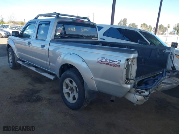 2003 Nissan Frontier 4WD SVE with VIN 1N6MD29Y63C465571, listed as a IAAI auction lot 41502613 with 175,996 mi miles. Bid and sale history available at carsss.com. Image 3.