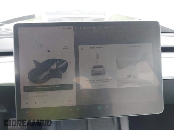 2022 Tesla Model 3 Long Range z VIN 5YJ3E1EB8NF315359, wystawiony jako IAAI lot #42035599 z przebiegiem 54 974 mil mil oraz . Historia ofert i sprzedaży dostępna na DreamBid. Obrazek 18.