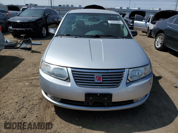 2006 Saturn ION z VIN 1G8AL58B06Z108647, wystawiony jako Copart lot #52955985 z przebiegiem 77 170 mil mil oraz Czysty tytuł • Clean title. Historia ofert i sprzedaży dostępna na DreamBid. Obrazek 5.