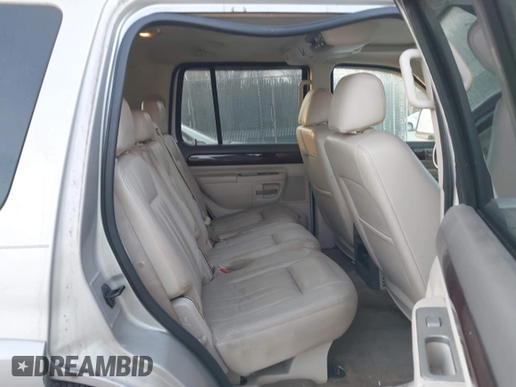 2004 Lincoln Aviator Luxury z VIN 5LMEU88H34ZJ50200, wystawiony jako IAAI lot #41775107 z przebiegiem 220 930 mil mil oraz . Historia ofert i sprzedaży dostępna na DreamBid. Obrazek 8.