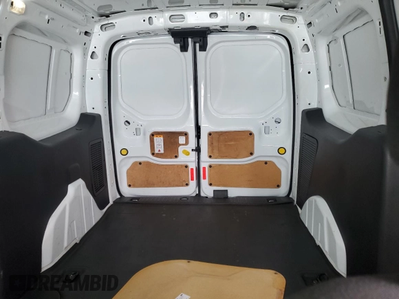 2018 Ford Transit Connect XL z VIN NM0LS7E74J1371743, wystawiony jako Copart lot #61830415 z przebiegiem 118 308 mil mil oraz Czysty tytuł • Clean title. Historia ofert i sprzedaży dostępna na DreamBid. Obrazek 10.