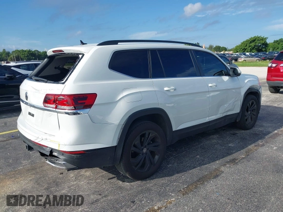 2023 Volkswagen Atlas SE с VIN 1V2WR2CA3PC546489, выставлен на аукционе IAAI как лот 40277996 с пробегом 22 459 миль миль и . История ставок и продаж доступна на DreamBid. Изображение 4.