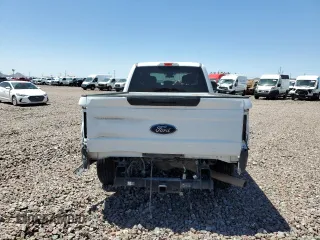 2019 Ford F-250 XL with VIN 1FD7W2A66KEE66562, listed as a Copart auction lot 47032545 with 108,024 mi miles and Salvage title. Bid and sale history available at DreamBid. Image 6.