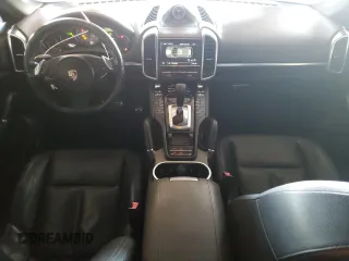 2012 Porsche Cayenne S Hybrid z VIN WP1AE2A27CLA92565, wystawiony jako Copart lot #82221214 z przebiegiem 130 210 mil mil oraz Szkody całkowita. Historia ofert i sprzedaży dostępna na DreamBid. Obrazek 8.