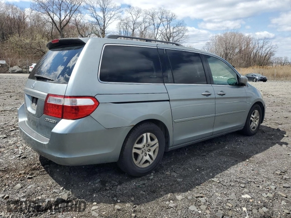 2005 Honda Odyssey EX with VIN 5FNRL38455B035925, listed as a Copart auction lot 51742315 with 213,322 mi miles and Clean Title. Bid and sale history available at carsss.com. Image 3.