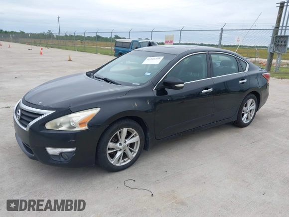2015 Nissan Altima S with VIN 1N4AL3AP4FN863927, listed as a IAAI auction lot 42202359 with 221,654 mi miles and . Bid and sale history available at DreamBid. Image 2.
