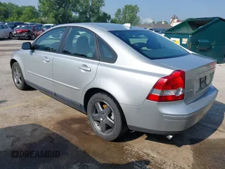 2007 Volvo S40 2.5L Turbo с VIN YV1MH682472299584, выставлен на аукционе IAAI как лот 42397638 с пробегом 123 473 миль миль и . История ставок и продаж доступна на DreamBid. Изображение 3.