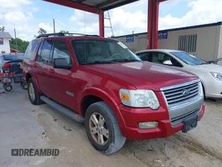 2008 Ford Explorer XLT with VIN 1FMEU73E88UA03951, listed as a IAAI auction lot 41881386 with 223,417 mi miles. Bid and sale history available at carsss.com. Image 1.