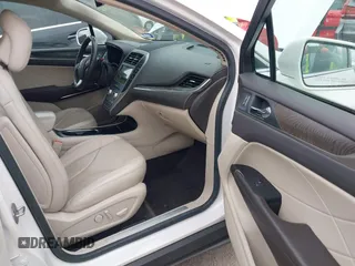 2018 Lincoln MKC Reserve с VIN 5LMCJ3C92JUL15133, выставлен на аукционе IAAI как лот 41416991 с пробегом 65 296 миль миль и . История ставок и продаж доступна на DreamBid. Изображение 5.