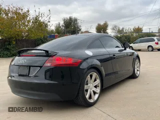 2009 Audi TT z VIN TRUJF38J891014744, wystawiony jako Copart lot #83109504 z przebiegiem 110 024 mil mil oraz Czysty tytuł • Clean title. Historia ofert i sprzedaży dostępna na DreamBid. Obrazek 4.