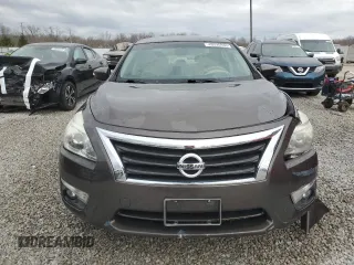 2015 Nissan Altima S with VIN 1N4AL3AP9FN394074, listed as a Copart auction lot 49335935 with 110,564 mi miles and Salvage Title. Bid and sale history available at DreamBid. Image 5.