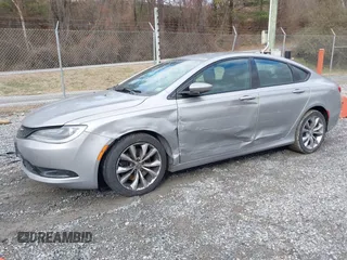 2015 Chrysler 200 S with VIN 1C3CCCBG7FN613684, listed as a IAAI auction lot 41028061 with 111,061 mi miles. Bid and sale history available at carsss.com. Image 2.