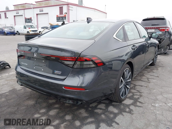2024 Honda Accord Touring with VIN 1HGCY2F82RA070008, listed as a IAAI auction lot 42027911 with 13,878 mi miles and . Bid and sale history available at DreamBid. Image 4.