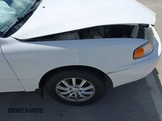 1996 Toyota Camry DX z VIN JT2BG12K8T0368612, wystawiony jako IAAI lot #42248750 z przebiegiem 122 237 mil mil oraz . Historia ofert i sprzedaży dostępna na DreamBid. Obrazek 13.