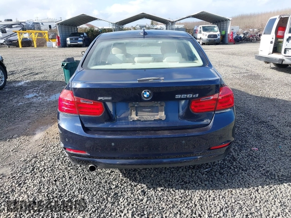 2014 BMW 3 Series 328d xDrive with VIN WBA3D5C53EKX95091, listed as a IAAI auction lot 41696613 with 117,982 mi miles. Bid and sale history available at carsss.com. Image 16.