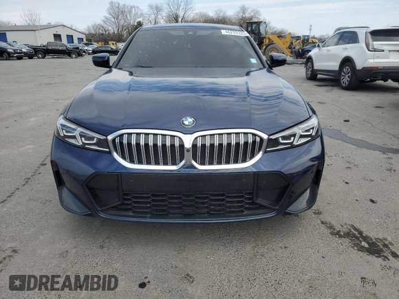 2023 BMW 3 Series 330i xDrive with VIN 3MW89FF08P8D56583, listed as a Copart auction lot 46220325 with 15,606 mi miles and Salvage Title. Bid and sale history available at carsss.com. Image 5.
