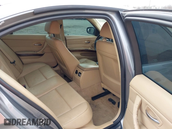 2011 BMW 3 Series 328i with VIN WBAPH5C59BA442474, listed as a IAAI auction lot 41676997 with 219,206 mi miles and . Bid and sale history available at carsss.com. Image 8.