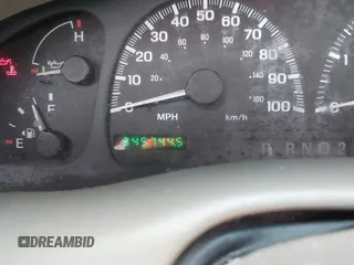 2001 Lincoln Navigator with VIN 5LMEU27R61LJ25426, listed as a IAAI auction lot 42455202 with 345,744 mi miles and . Bid and sale history available at DreamBid. Image 16.