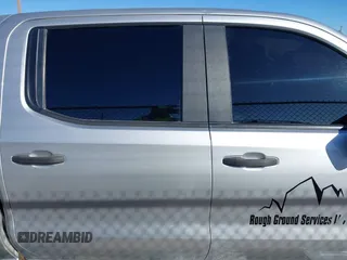 2020 Chevrolet Silverado 1500 Custom with VIN 3GCPWBEH2LG182016, listed as a IAAI auction lot 41364095 with 132,486 mi miles. Bid and sale history available at carsss.com. Image 14.
