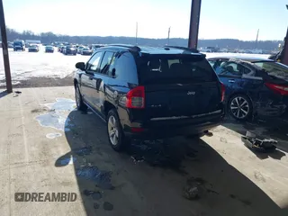 2013 Jeep Compass Sport with VIN 1C4NJDBB7DD271922, listed as a IAAI auction lot 41389045 with 26,886 mi miles. Bid and sale history available at carsss.com. Image 3.