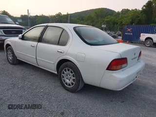 1999 Nissan Maxima GXE с VIN JN1CA21D3XT214595, выставлен на аукционе IAAI как лот 42458794 с пробегом 293 930 миль миль и . История ставок и продаж доступна на DreamBid. Изображение 3.