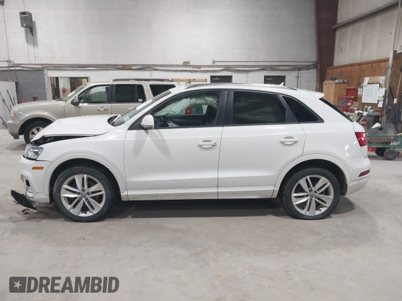 2017 Audi Q3 Premium z VIN WA1ECCFS0HR009385, wystawiony jako IAAI lot #42042437 z przebiegiem 110 341 mil mil oraz . Historia ofert i sprzedaży dostępna na DreamBid. Obrazek 15.