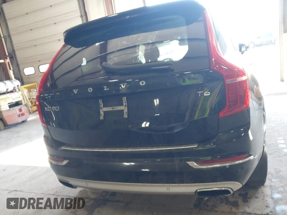 2017 Volvo XC90 Inscription with VIN YV4A22PL3H1164551, listed as a IAAI auction lot 41670475 with 101,391 mi miles. Bid and sale history available at carsss.com. Image 16.