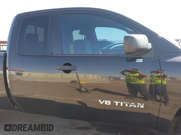 2006 Nissan Titan SE with VIN 1N6AA06A26N565554, listed as a IAAI auction lot 40485704 with 154,559 mi miles and . Bid and sale history available at DreamBid. Image 13.