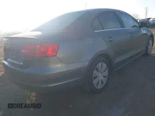 2013 Volkswagen Jetta SE с VIN 3VWDP7AJ9DM250575, выставлен на аукционе IAAI как лот 41879806 с пробегом 167 422 миль миль и . История ставок и продаж доступна на DreamBid. Изображение 4.