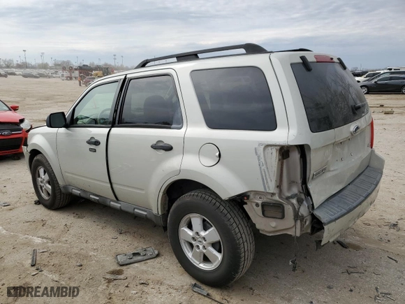 2009 Ford Escape XLT with VIN 1FMCU93G39KC49775, listed as a Copart auction lot 48070834 with 123,888 mi miles and Salvage Title. Bid and sale history available at carsss.com. Image 2.