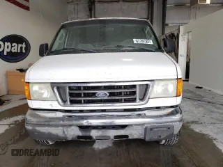2006 Ford Econoline Passenger XL with VIN 1FBNE31L46HA15407, listed as a Copart auction lot 70873914 with 183,415 mi miles and Clean Title. Bid and sale history available at carsss.com. Image 5.