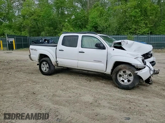 2015 Toyota Tacoma with VIN 3TMLU4EN6FM194097, listed as a Copart auction lot 56628025 with Not provided miles and Salvage title. Bid and sale history available at DreamBid. Image 13.