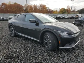 2024 Kia EV6 Wind with VIN KNDC3DLC2R5616445, listed as a Copart auction lot 79362904 with 3,046 mi miles and Salvage Title. Bid and sale history available at carsss.com. Image 4.