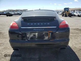2012 Porsche Panamera z VIN WP0AA2A73CL071401, wystawiony jako Copart lot #49864355 z przebiegiem 95 142 mil mil oraz Czysty tytuł • Clean title. Historia ofert i sprzedaży dostępna na DreamBid. Obrazek 6.