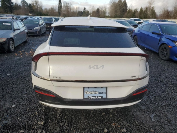 2024 Kia EV6 GT-Line with VIN KNDC4DLC4R5183921, listed as a Copart auction lot 84665584 with 2,892 mi miles and Salvage Title. Bid and sale history available at carsss.com. Image 6.