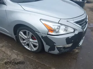 2015 Nissan Altima SL with VIN 1N4BL3AP7FC454420, listed as a IAAI auction lot 41666384 with 211,747 mi miles and . Bid and sale history available at carsss.com. Image 18.