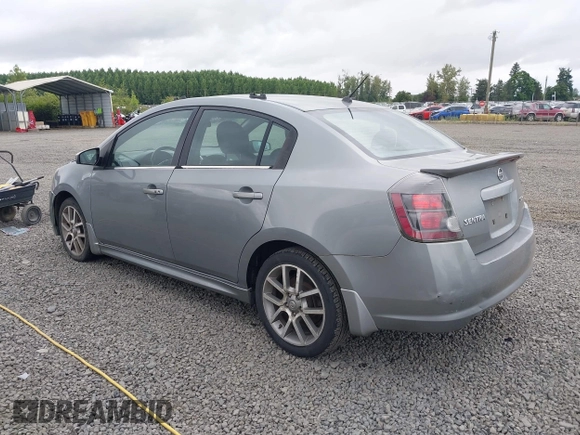 2007 Nissan Sentra SE-R z VIN 3N1BB61E97L691836, wystawiony jako IAAI lot #42503591 z przebiegiem 246 822 mil mil oraz . Historia ofert i sprzedaży dostępna na DreamBid. Obrazek 3.