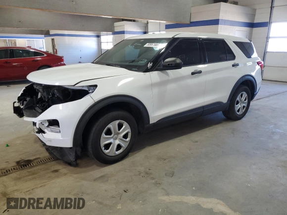 2020 Ford Police Interceptor Utility z VIN 1FM5K8AB1LGC70327, wystawiony jako Copart lot #50957985 z przebiegiem 62 414 mil mil oraz Szkoda całkowita • Salvage title. Historia ofert i sprzedaży dostępna na DreamBid. Obrazek 1.