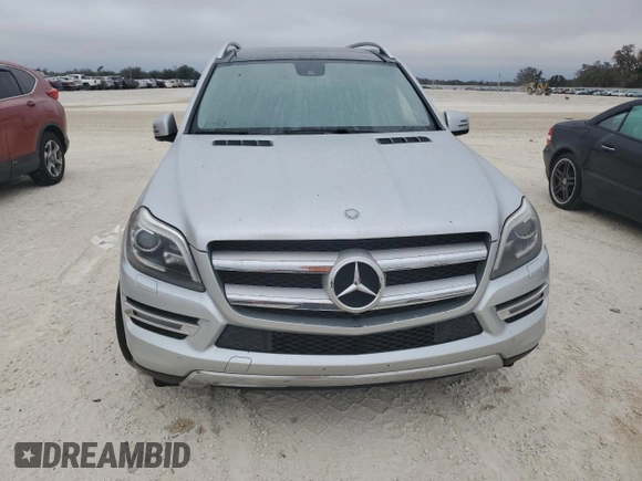 2016 Mercedes-Benz GL with VIN 4JGDF6EE5GA711409, listed as a Copart auction lot 77007854 with 0 mi miles and Salvage Title. Bid and sale history available at carsss.com. Image 5.