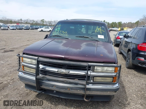 1997 Chevrolet Tahoe z VIN 1GNEK13R5VJ395365, wystawiony jako IAAI lot #42015206 z przebiegiem 121 086 mil mil oraz . Historia ofert i sprzedaży dostępna na DreamBid. Obrazek 6.