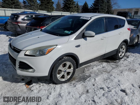 2016 Ford Escape SE with VIN 1FMCU9GX7GUA16767, listed as a Copart auction lot 46472495 with 158,038 mi miles and Non Repairable. Bid and sale history available at carsss.com. Image 1.