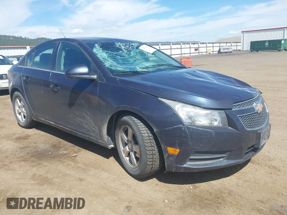 2014 Chevrolet Cruze 1LT with VIN 1G1PC5SB9E7114104, listed as a IAAI auction lot 42143300 with 161,552 mi miles and . Bid and sale history available at DreamBid. Image 1.