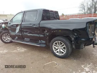 2019 GMC Sierra 1500 SLT z VIN 3GTP8DED5KG283147, wystawiony jako IAAI lot #41545402 z przebiegiem 116 694 mil mil oraz . Historia ofert i sprzedaży dostępna na DreamBid. Obrazek 3.