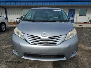 2011 Toyota Sienna XLE AAS with VIN 5TDYK3DC8BS158637, listed as a Copart auction lot 54332035 with 265,389 mi miles and Non Repairable. Bid and sale history available at carsss.com. Image 5.