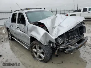 2013 Chevrolet Avalanche LTZ with VIN 3GNMCGE01DG259485, listed as a Copart auction lot 38668434 with 119,355 mi miles and Salvage Title. Bid and sale history available at carsss.com. Image 4.